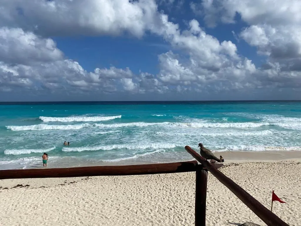 Cancun Plaza Condo Mexico 0*,