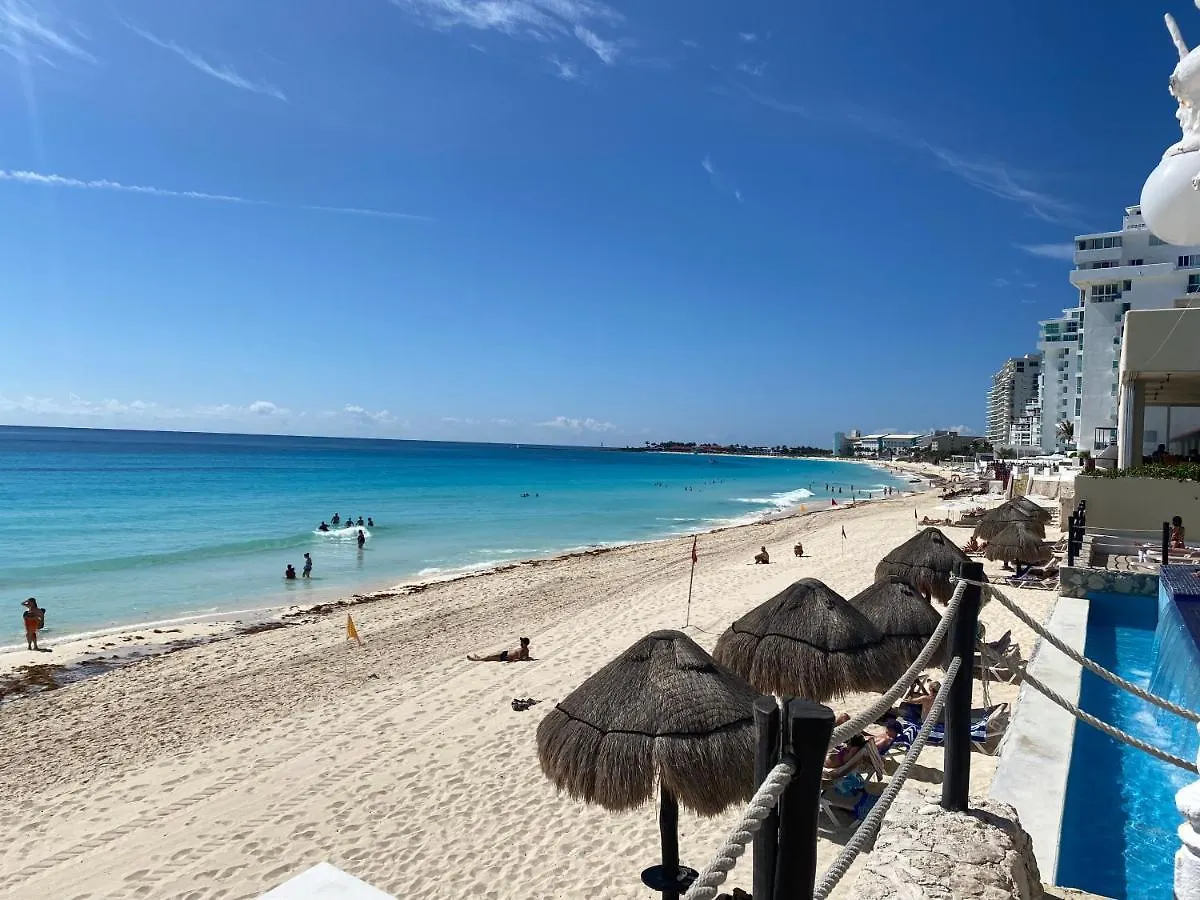 Cancun Plaza Condo Mexico Apartmán