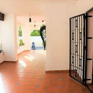 https://beautiful-spanish-apartment-in-torremolinos.1costadelsol.com