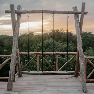 https://villa-camila.tulum-hotels.net