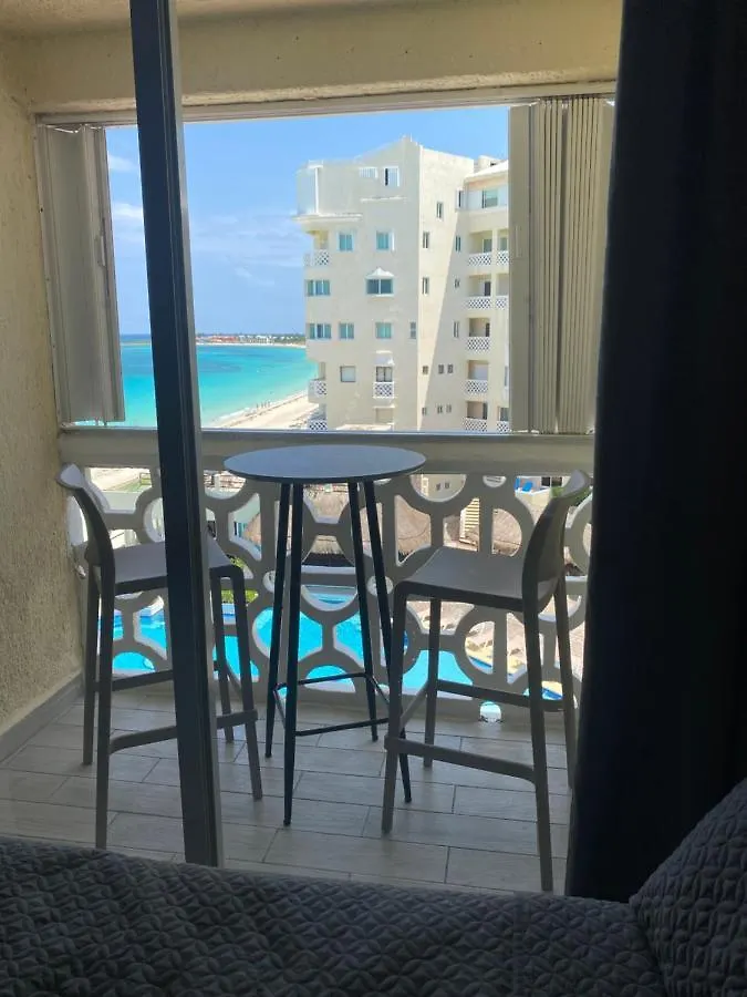 Cancun Plaza Condo Mexico 0*,
