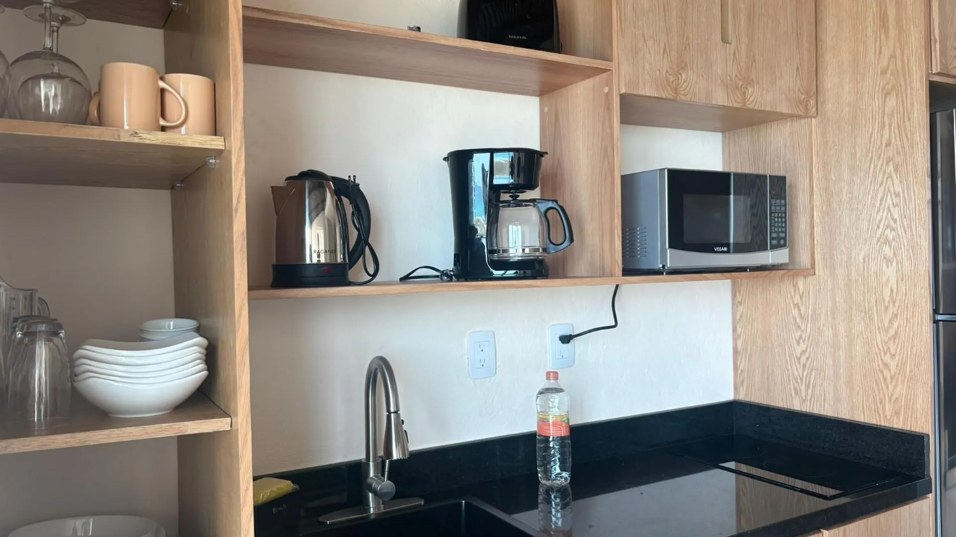 Cancun Plaza Condo Mexico 公寓